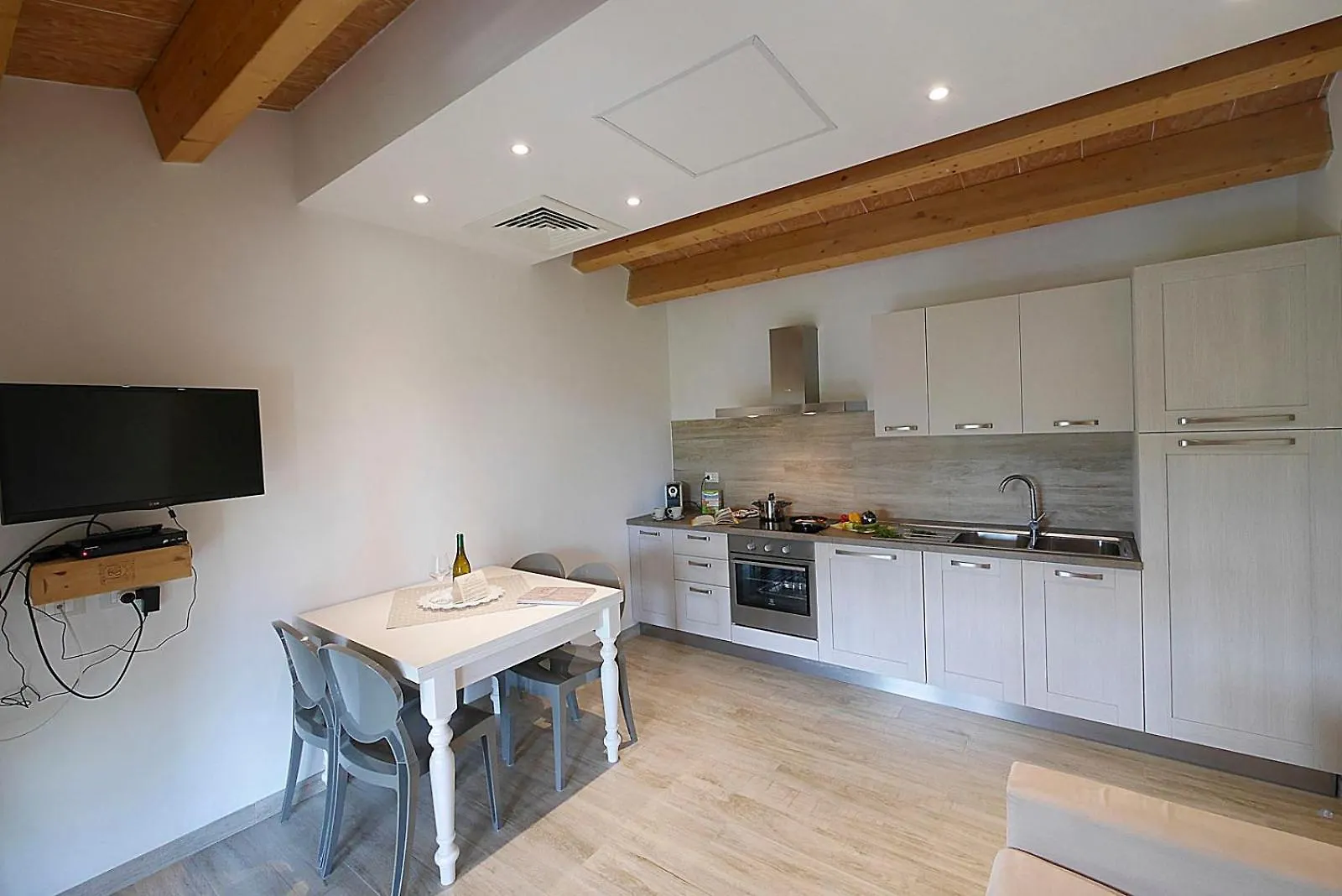 مزرعة للإقامة Agriturismo Il Pelago كاستاجنيتو كاردوتشي
